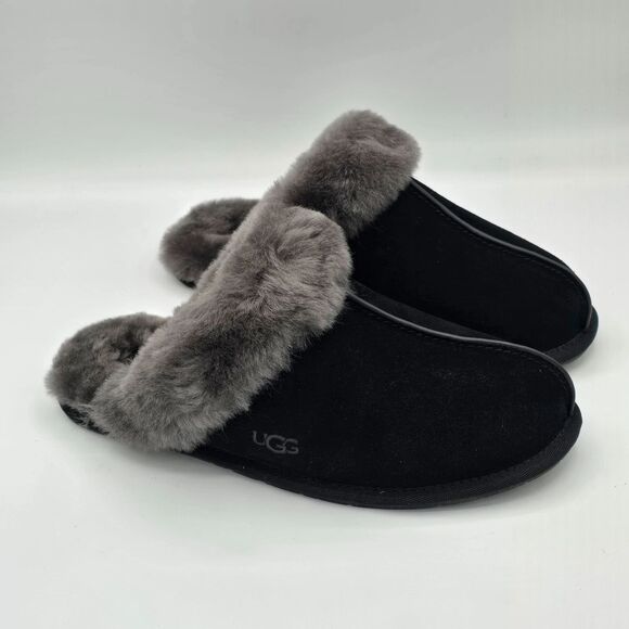 UGG Women’s Scuffette II Slippers 1106872 Black Pick Size - Picture 3 of 5